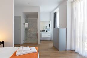 Serra do Pilar Porto Suites