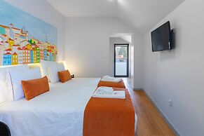 Serra do Pilar Porto Suites