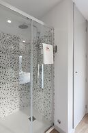 Serra do Pilar Porto Suites