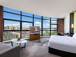 Mercure Shenzhen Longgang - Pinghu Railway Station