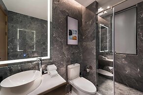 Mercure Shenzhen Longgang - Pinghu Railway Station