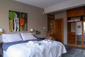 La Casa de Paula Hosteria Artesanal