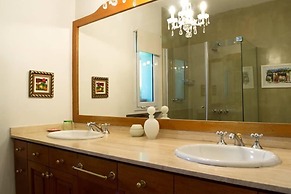 La Casa de Paula Hosteria Artesanal