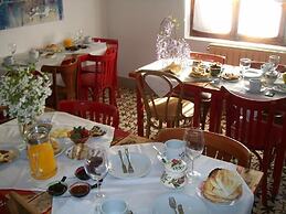 La Casa de Paula Hosteria Artesanal