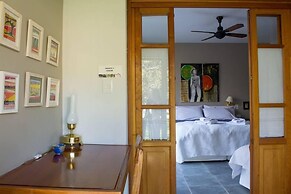 La Casa de Paula Hosteria Artesanal