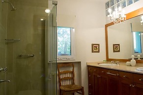 La Casa de Paula Hosteria Artesanal