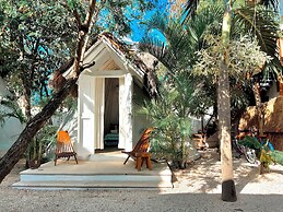 Mimosa Tulum Hotel & Hostel