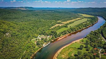 Jack's White River Fishing Resort