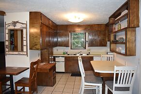 Jack's White River Fishing Resort