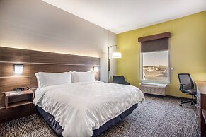 Holiday Inn Express & Suites Tulsa East - Catoosa by IHG