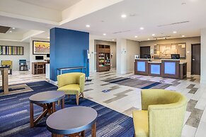 Holiday Inn Express & Suites Tulsa East - Catoosa by IHG