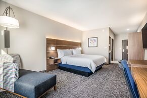 Holiday Inn Express & Suites Tulsa East - Catoosa by IHG
