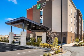 Holiday Inn Express & Suites Tulsa East - Catoosa by IHG