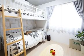 Laffitte Hirai Condominium Hotel