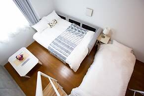 Laffitte Hirai Condominium Hotel