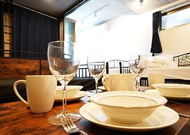 Laffitte Hirai Condominium Hotel