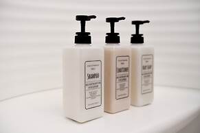 Laffitte Hirai Condominium Hotel