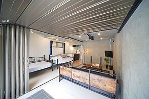 Laffitte Hirai Condominium Hotel