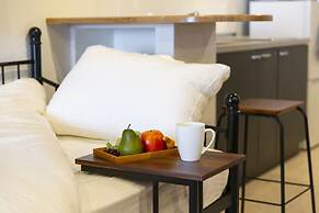 Laffitte Hirai Condominium Hotel