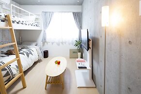 Laffitte Hirai Condominium Hotel