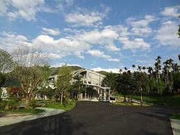 Khokak Panoramas Hotel