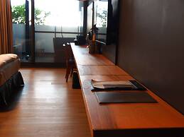 Khokak Panoramas Hotel