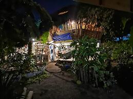 Dream-Big Eco Hostel