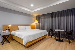 Haeundae Seacloud Hotel Residence