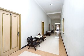 Super OYO 2436 Hotel Kencana