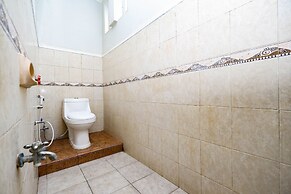 Super OYO 2436 Hotel Kencana