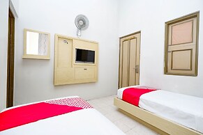 Super OYO 2436 Hotel Kencana