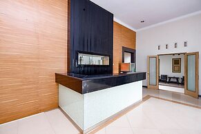 Super OYO 2436 Hotel Kencana