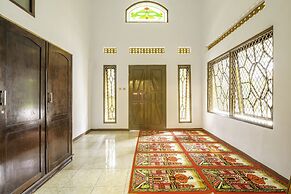 SPOT ON 2395 Hotel Aden 2 Syariah