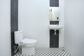 OYO 2268 Tim-tim Homestay SyariahNearUniversitas Gadjah Mada