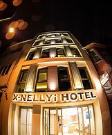 X-Nellyi Boutique Hotel