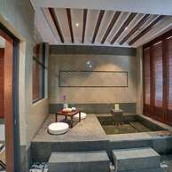 Southeast Huadu Hot Spring Hotel