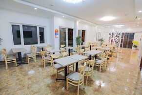 Dinh Cat Hotel Dalat