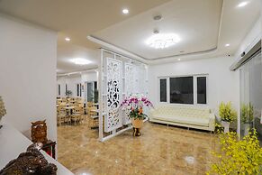 Dinh Cat Hotel Dalat