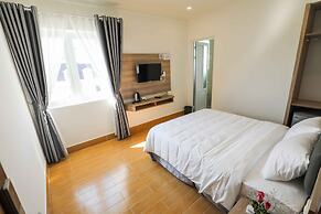 Dinh Cat Hotel Dalat