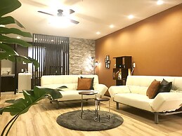 TSUKI Tsuruhashi House