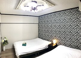 TSUKI Tsuruhashi House