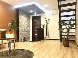 TSUKI Tsuruhashi House