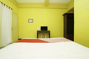 OYO 2493 Lotus Hotel Syariah