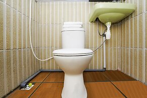 OYO 2493 Lotus Hotel Syariah