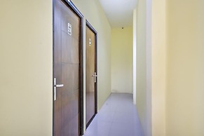 Super OYO 2509 Hotel Tebel 19