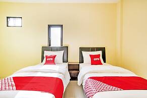 Super OYO 2509 Hotel Tebel 19