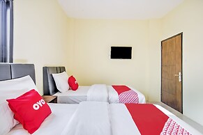 Super OYO 2509 Hotel Tebel 19