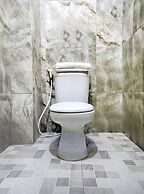 Super OYO 2509 Hotel Tebel 19