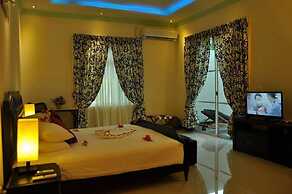 Charming Holiday Lodge