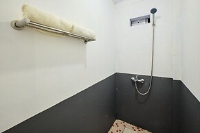 OYO 2519 Mayang Garini